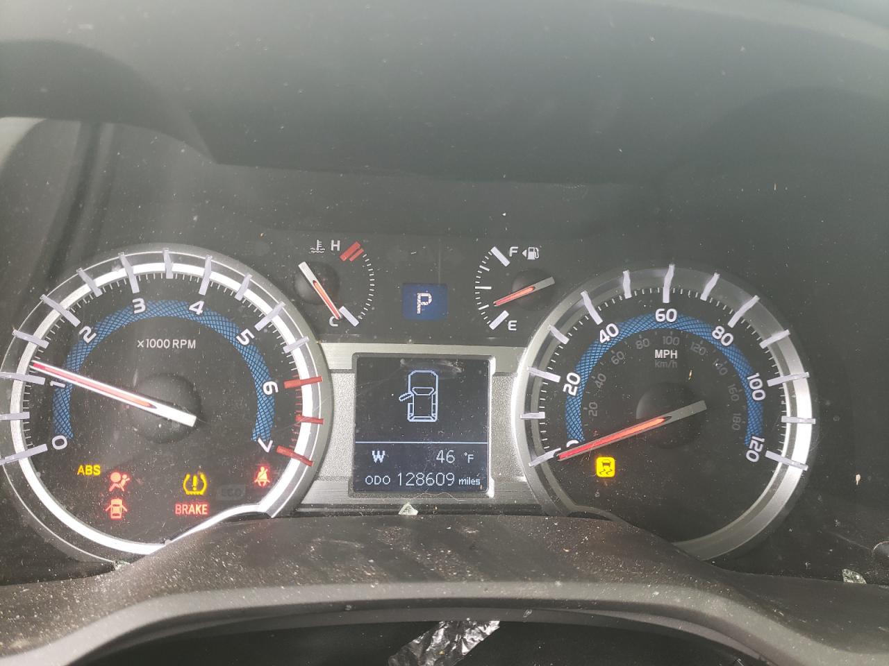 Photo 8 from auction – 2015 TOYOTA 4RUNNER SR with VIN JTEZU5JR3F5106942