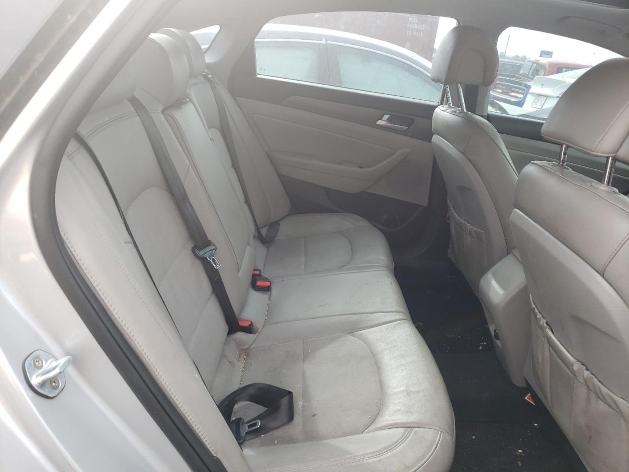 Photo 6 from auction – 2017 HYUNDAI SONATA SPO with VIN 5NPE34AF4HH579872