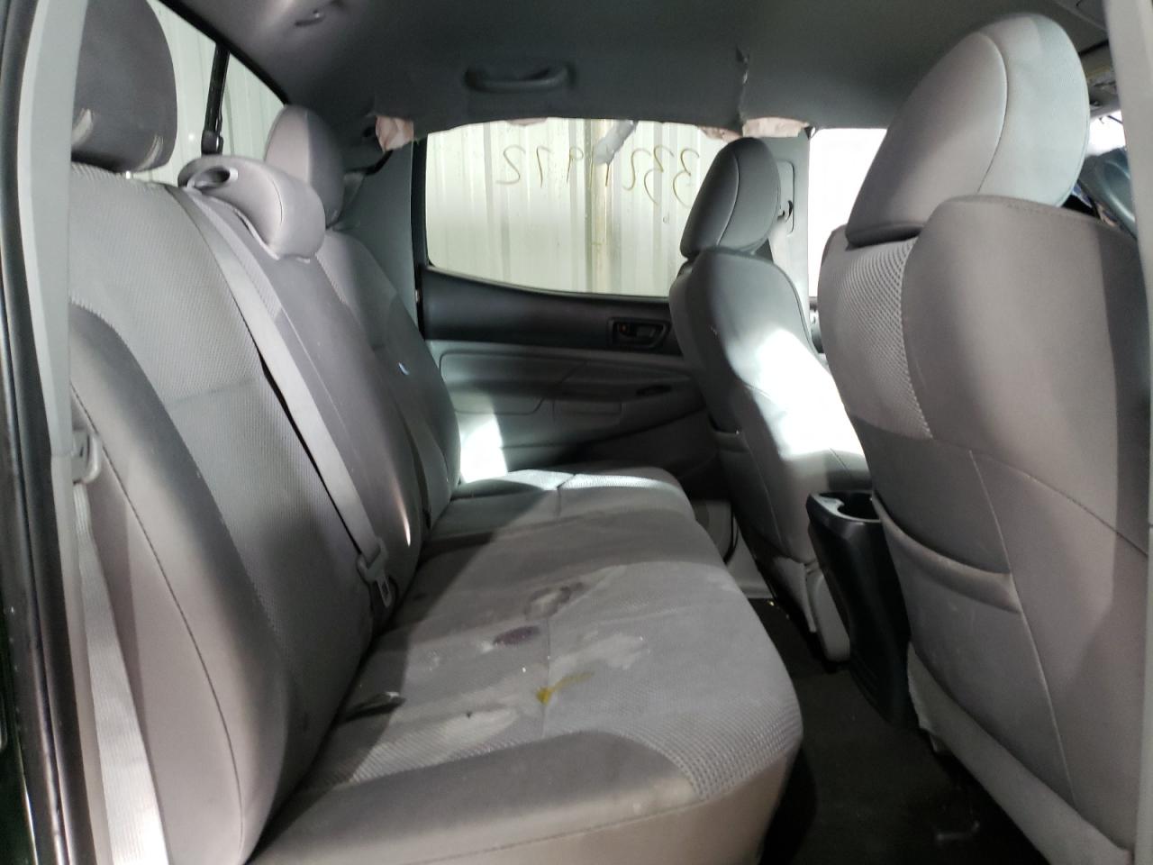 Photo 6 from auction – 2013 TOYOTA TACOMA DOU with VIN 3TMLU4EN2DM121399