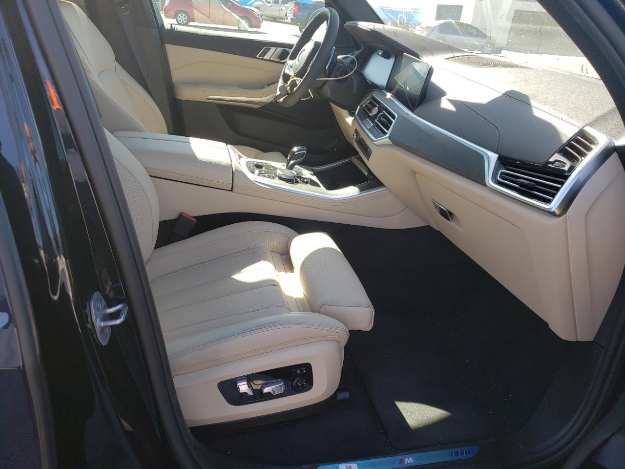 Photo 5 from auction – 2022 BMW X5 XDRIVE4 with VIN 5UXTA6C03N9K25135