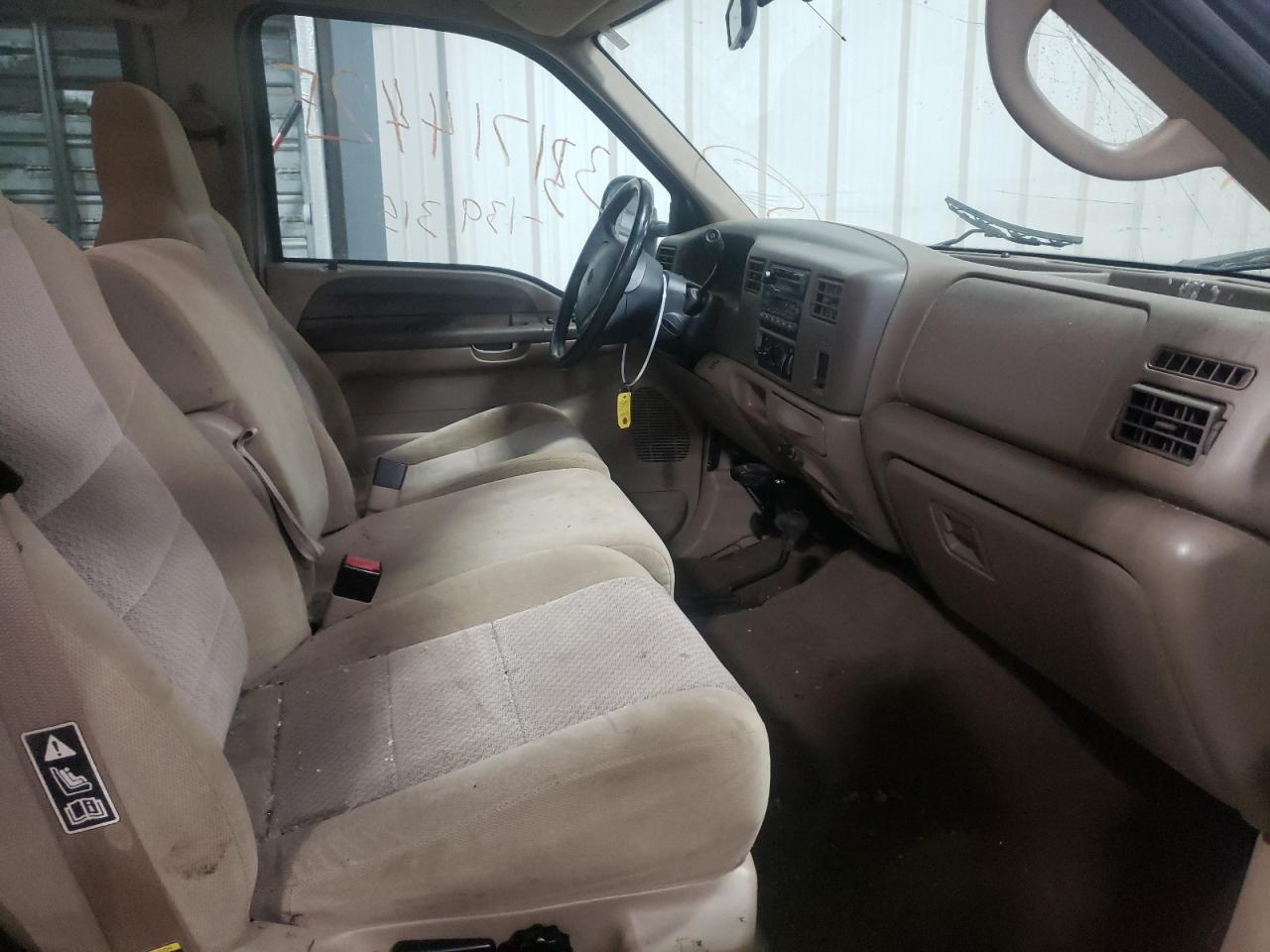 Photo 5 from auction – 2002 FORD F350 SRW S with VIN 1FTSW31F32EC99159