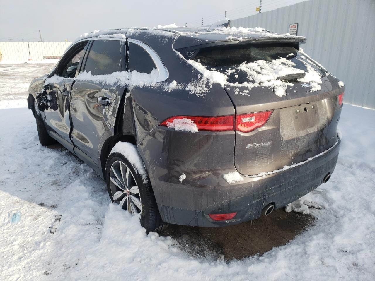 Photo 3 from auction – 2017 JAGUAR F-PACE PRE with VIN SADCK2BVXHA071888