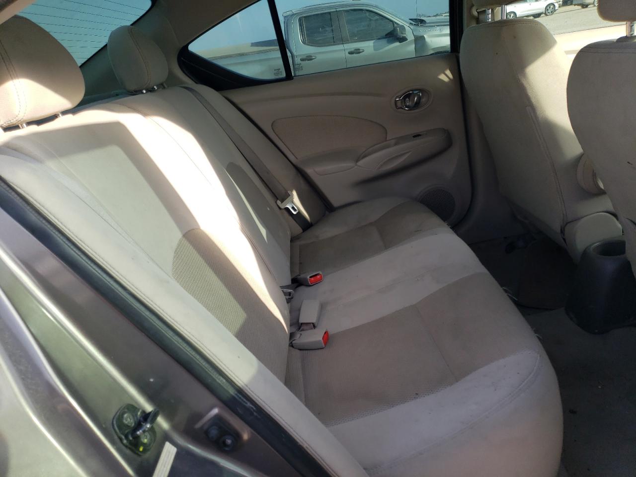 Photo 6 from auction – 2016 NISSAN VERSA S with VIN 3N1CN7AP0GL804091