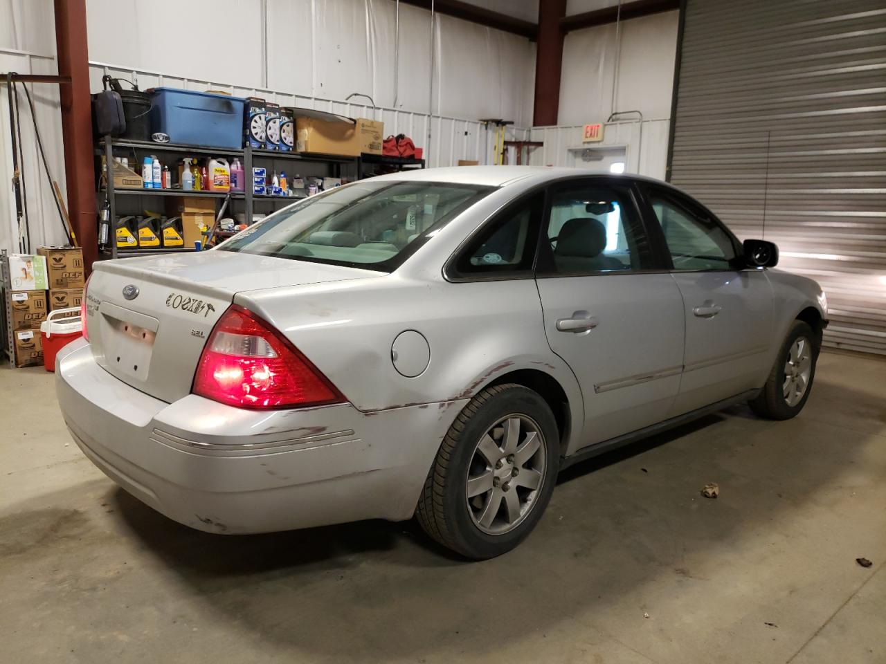Photo 4 from auction – 2005 FORD FIVE HUNDR with VIN 1FAHP27145G112653