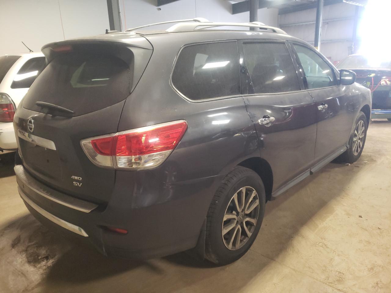 Photo 4 from auction – 2014 NISSAN PATHFINDER with VIN 5N1AR2MM4EC700432