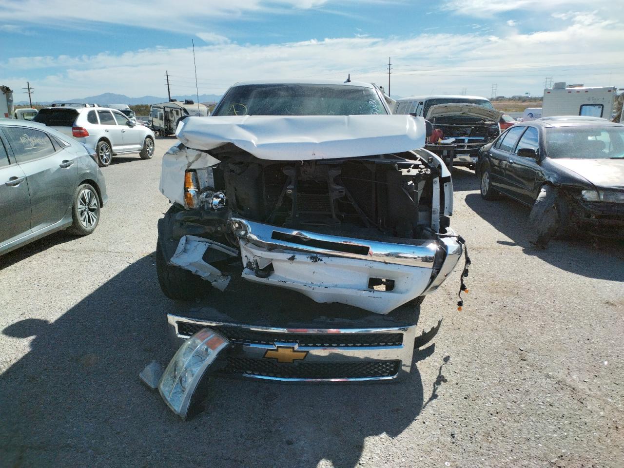 Photo 9 from auction – 2013 CHEVROLET SILVERADO with VIN 3GCPCSE02DG255681