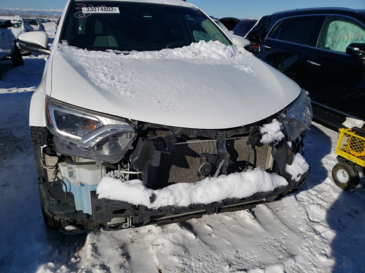 Photo 9 from auction – 2017 TOYOTA RAV4 XLE with VIN 2T3WFREV4HW355648