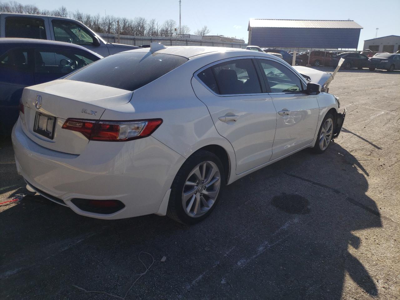 Photo 4 from auction – 2016 ACURA ILX PREMIU with VIN 19UDE2F71GA014191