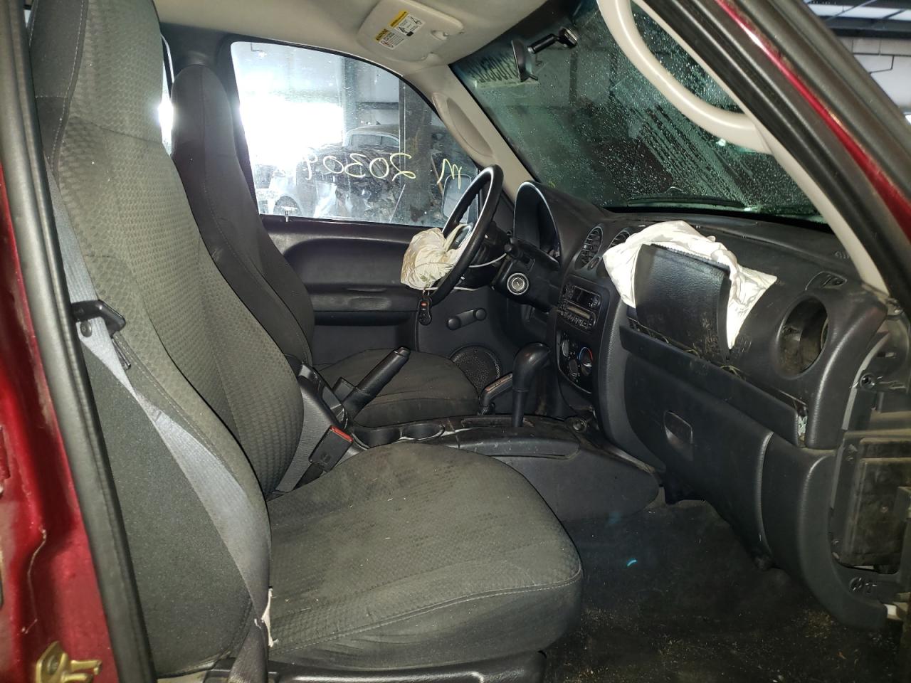 Photo 5 from auction – 2003 JEEP LIBERTY SP with VIN 1J4GL48K93W503640