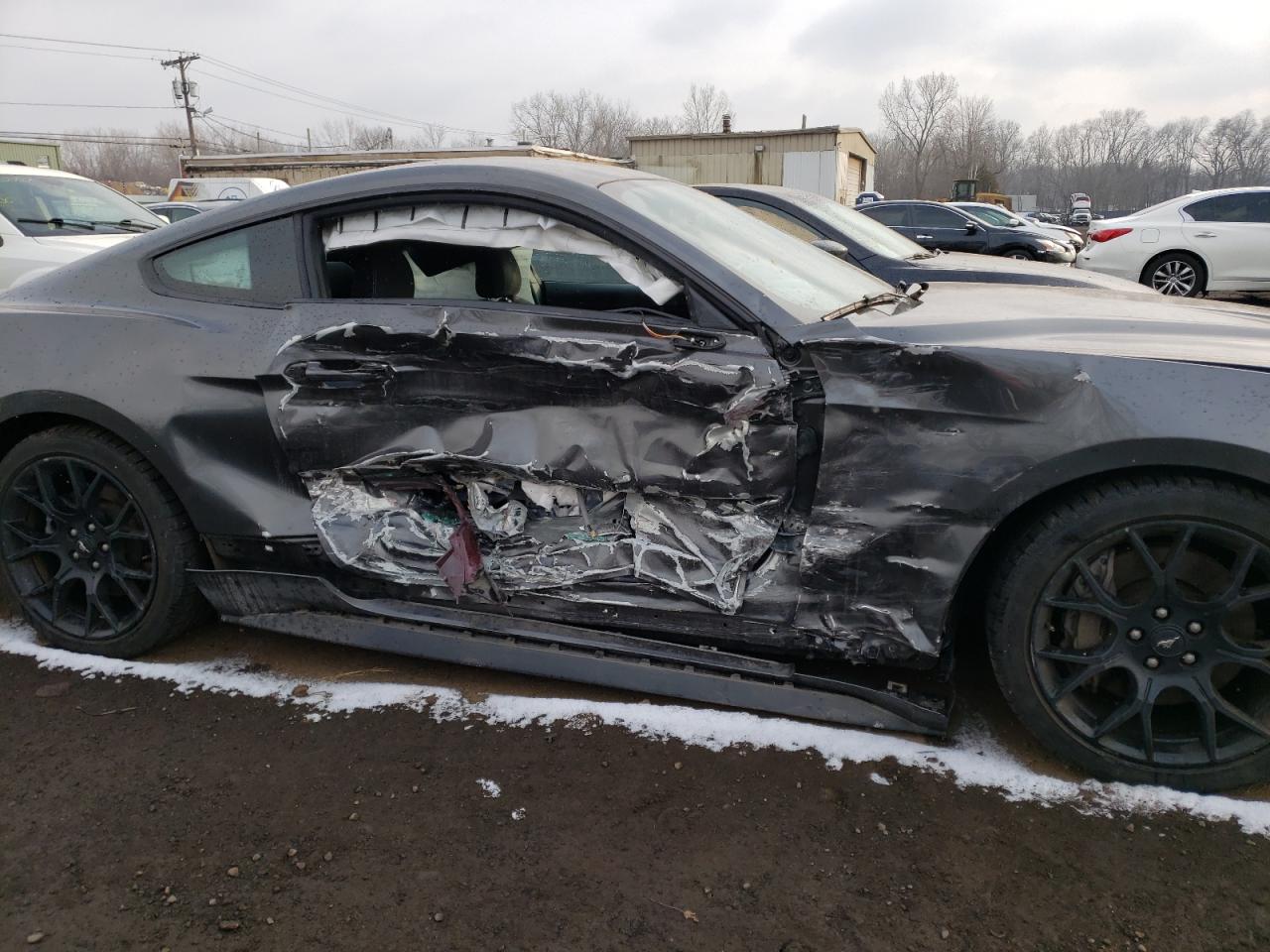 Photo 9 from auction – 2019 FORD MUSTANG with VIN 1FA6P8TH3K5114513