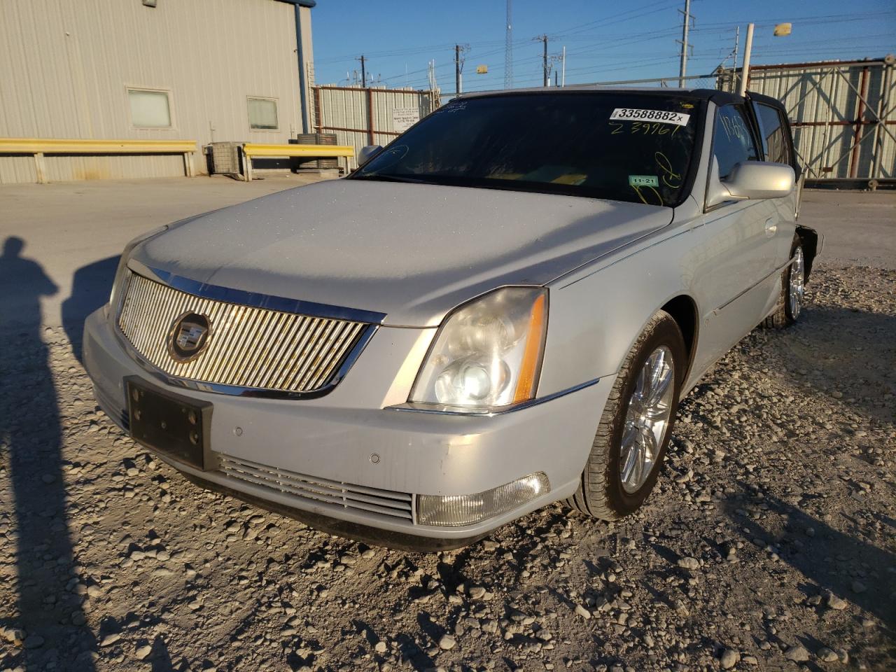Photo 2 from auction – 2006 CADILLAC DTS with VIN 1G6KD57Y76U239961