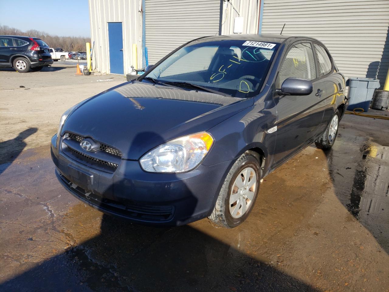 Photo 2 from auction – 2011 HYUNDAI ACCENT GL with VIN KMHCM3AC6BU200366