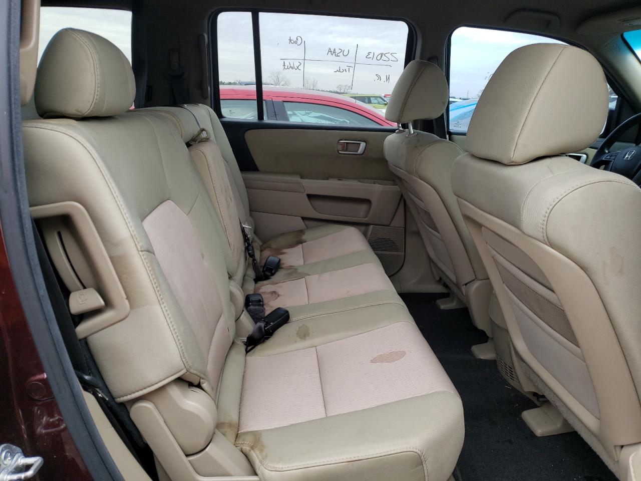 Photo 6 from auction – 2011 HONDA PILOT EX with VIN 5FNYF4H45BB094543