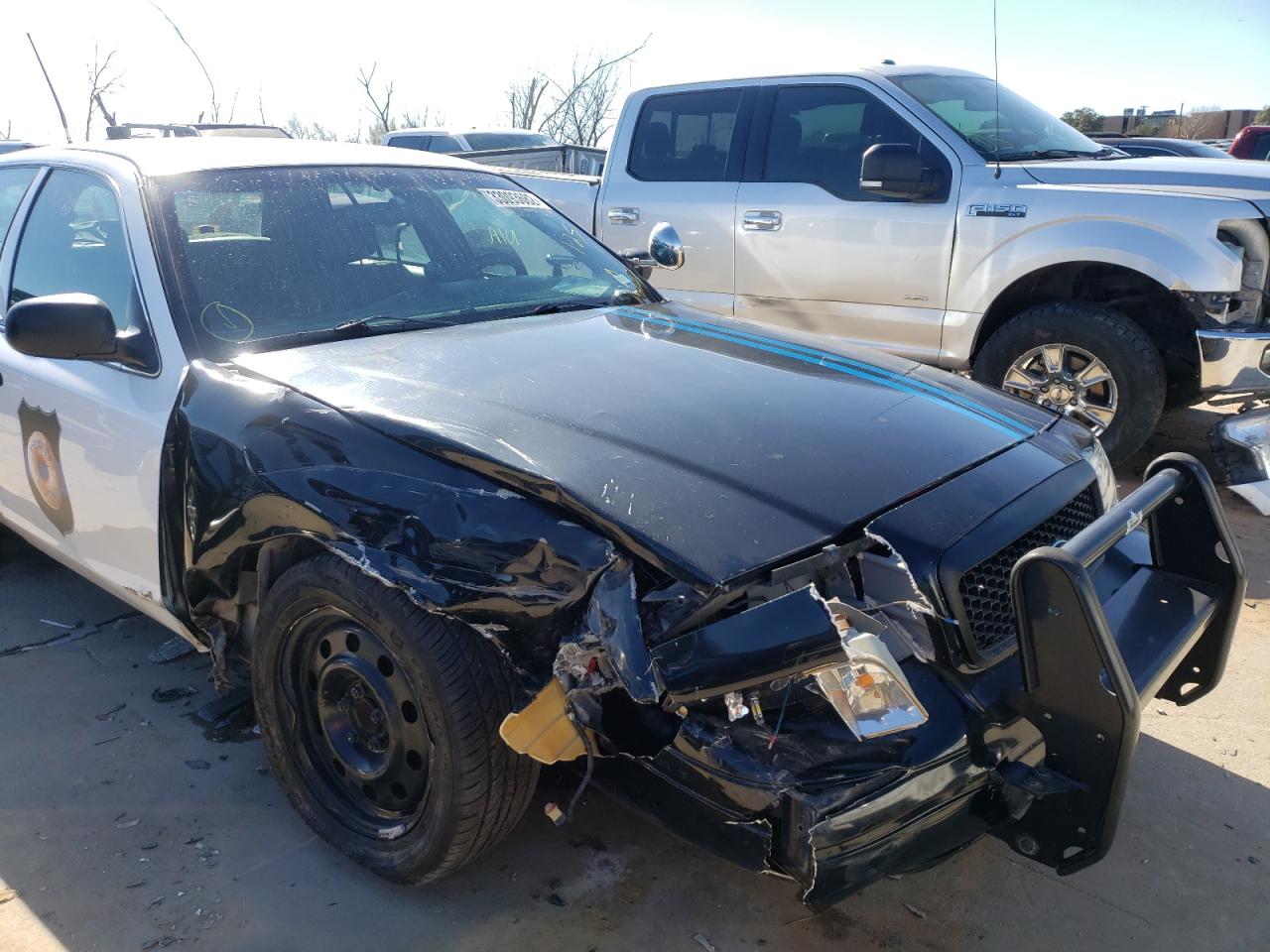Photo 9 from auction – 2010 FORD CROWN VICT with VIN 2FABP7BV4AX111696