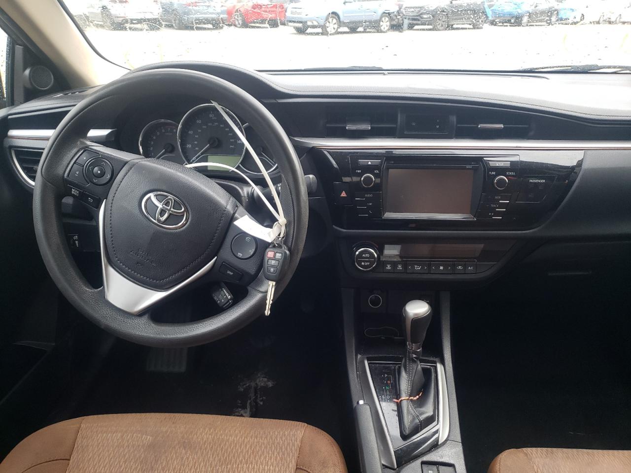 Photo 9 from auction – 2015 TOYOTA COROLLA L with VIN 2T1BURHE9FC309045