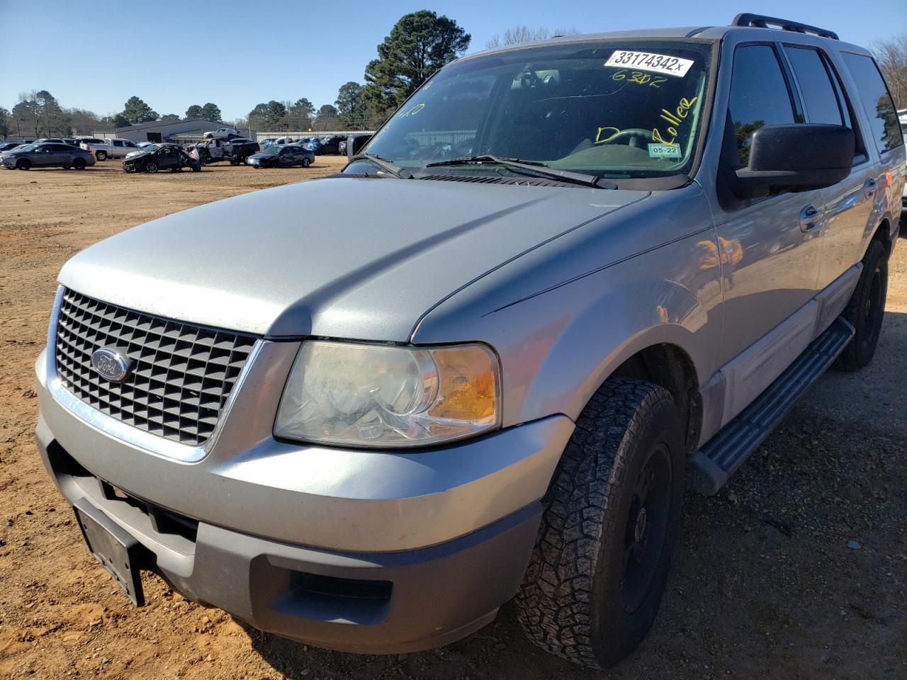 Photo 2 from auction – 2006 FORD EXPEDITION with VIN 1FMFU15586LA46302