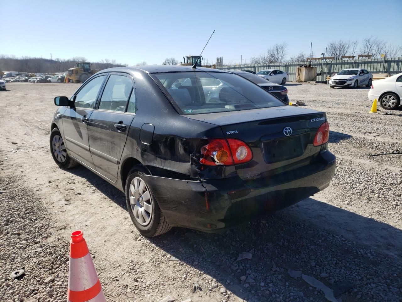 Foto 3 de la subasta – 2003 TOYOTA COROLLA CE con VIN JTDBR32E630019469