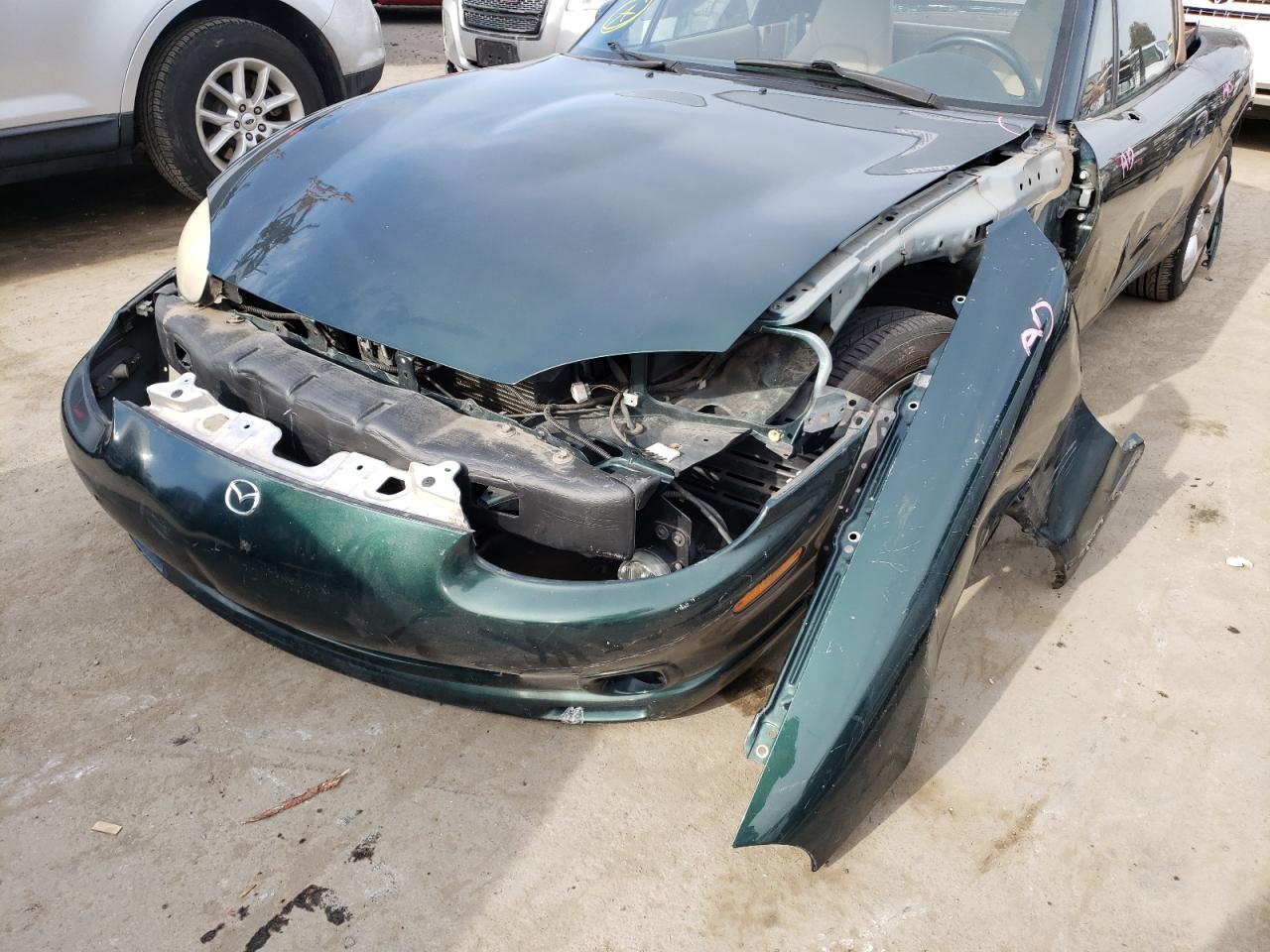Photo 9 from auction – 2000 MAZDA MX-5 MIATA with VIN JM1NB3530Y0144261