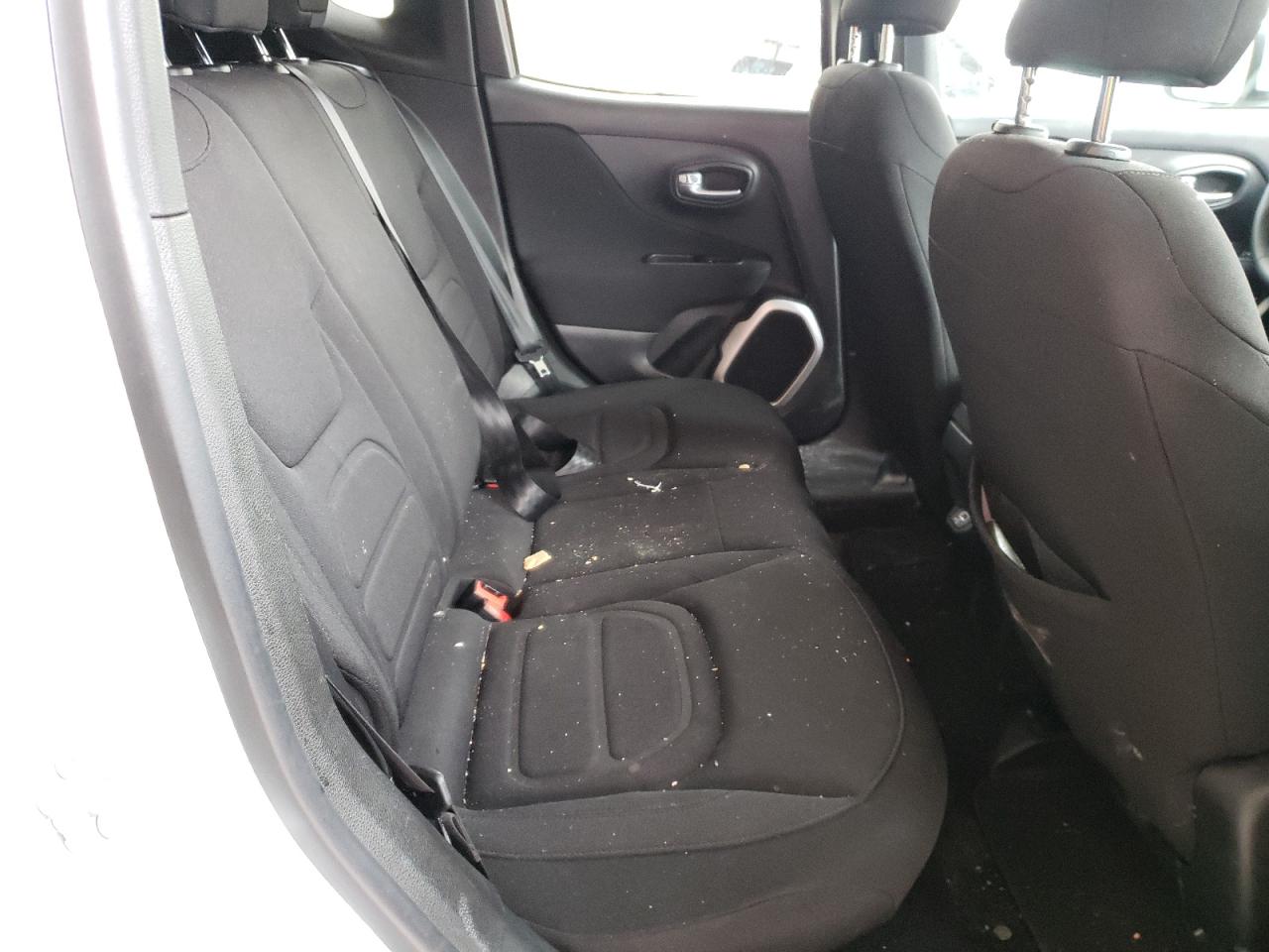 Photo 6 from auction – 2018 JEEP RENEGADE L with VIN ZACCJABB2JPH16246