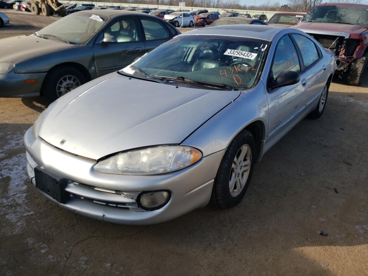Photo 2 from auction – 2000 DODGE INTREPID E with VIN 2B3HD56J2YH431632