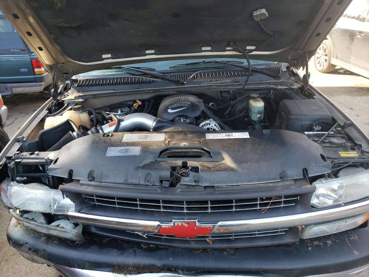 Photo 7 from auction – 2001 CHEVROLET SILVERADO with VIN 2GCEK19TX11403136