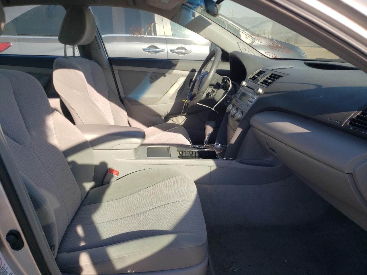 Photo 5 from auction – 2010 TOYOTA CAMRY BASE with VIN 4T1BF3EK9AU011295