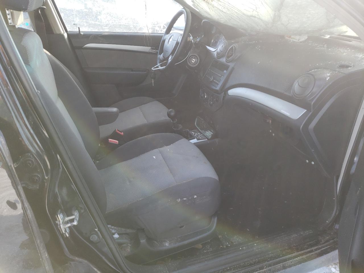 Photo 5 from auction – 2010 CHEVROLET AVEO LS with VIN KL1TD6DE2AB100057