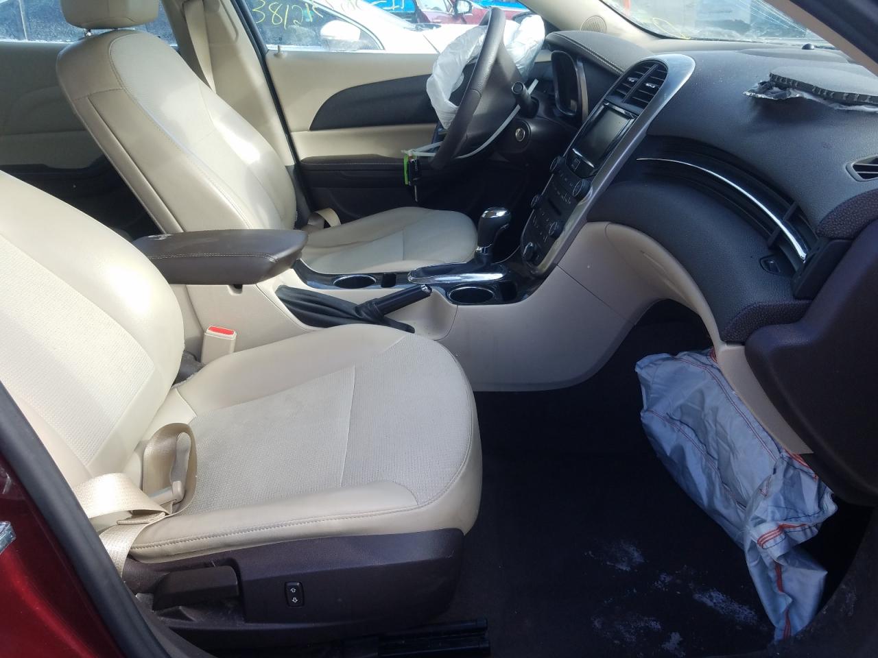Photo 5 from auction – 2015 CHEVROLET MALIBU 1LT with VIN 1G11C5SL5FF320204