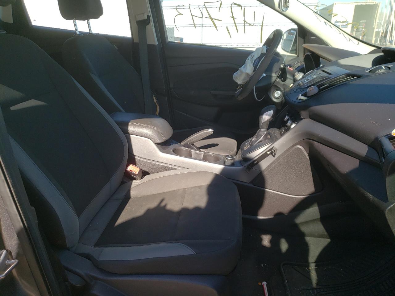 صورة رقم 5 من المزاد - 2013 FORD ESCAPE S مع VIN 1FMCU0F77DUA20830