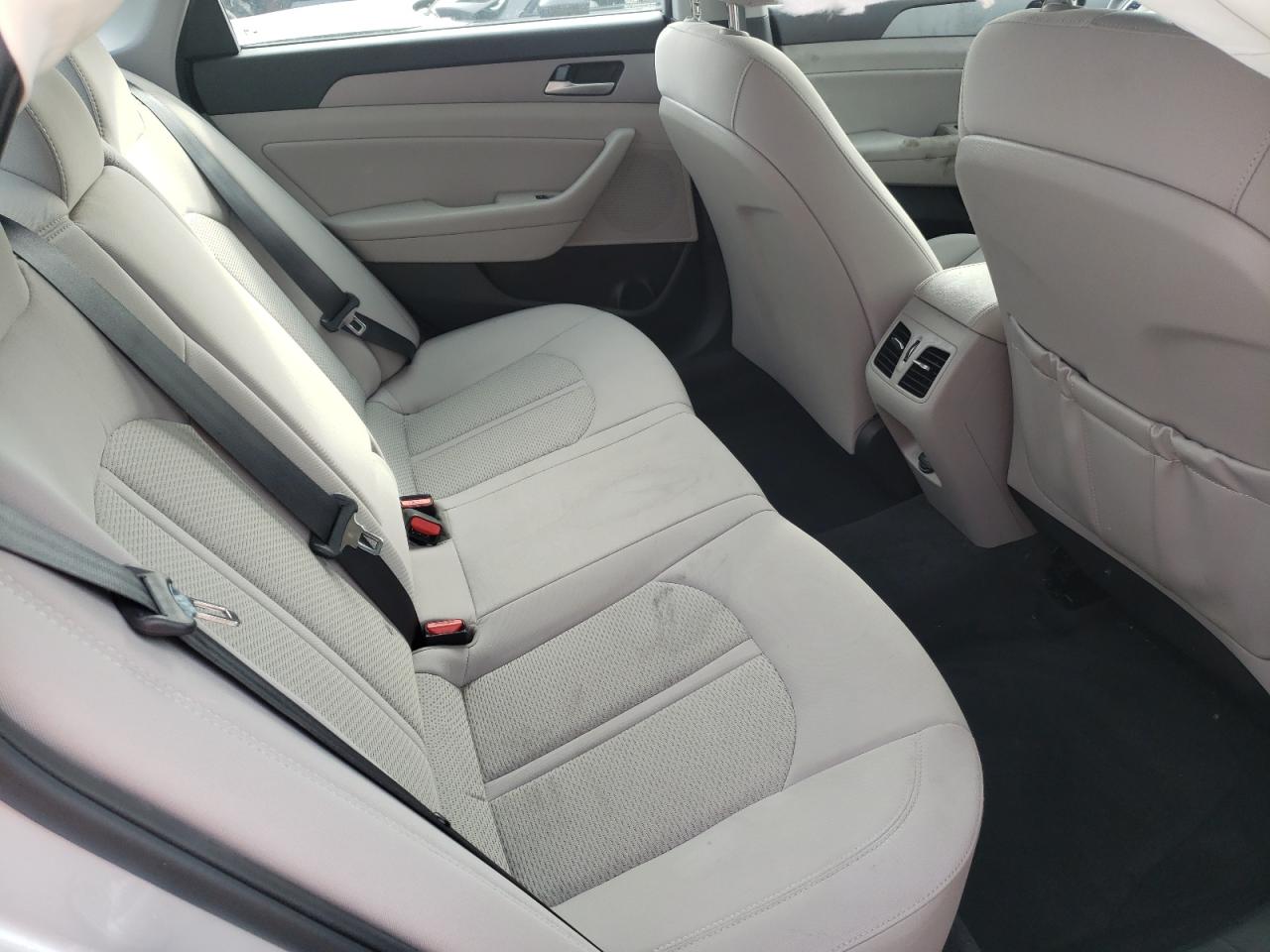 Photo 6 from auction – 2019 HYUNDAI SONATA LIM with VIN 5NPE34AF2KH815393