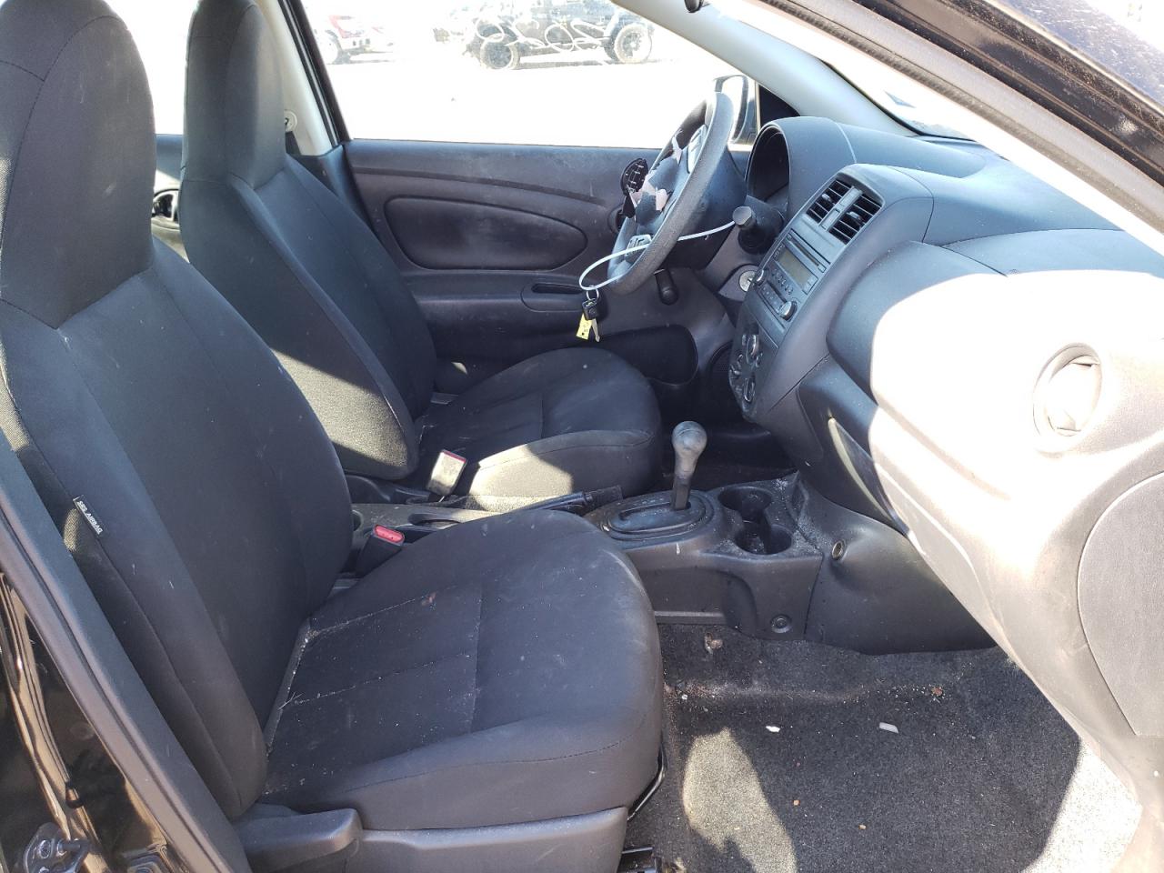 Photo 5 from auction – 2017 NISSAN VERSA S with VIN 3N1CN7AP8HL895421