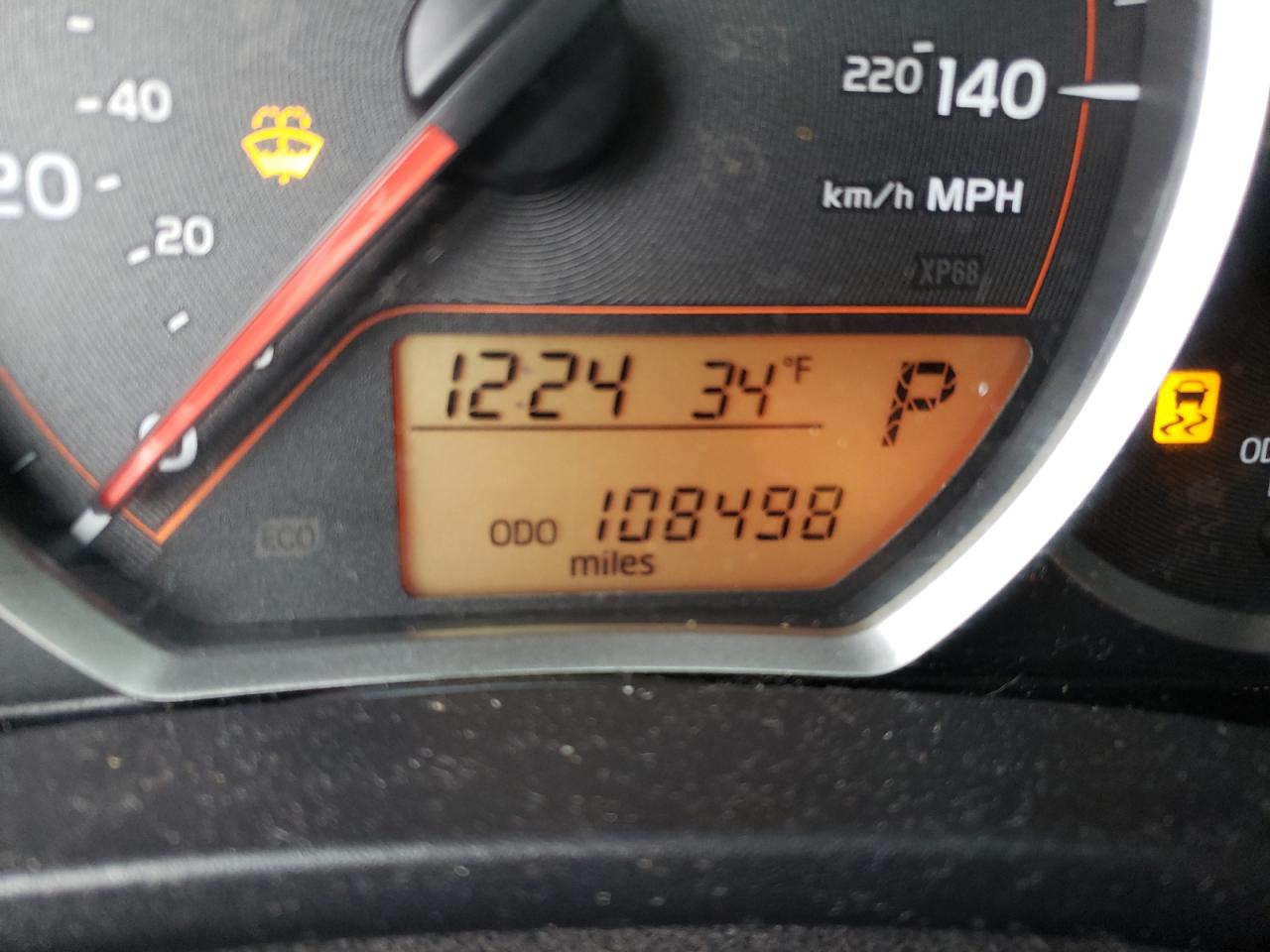 Photo 8 from auction – 2013 TOYOTA YARIS with VIN JTDKTUD37DD548104