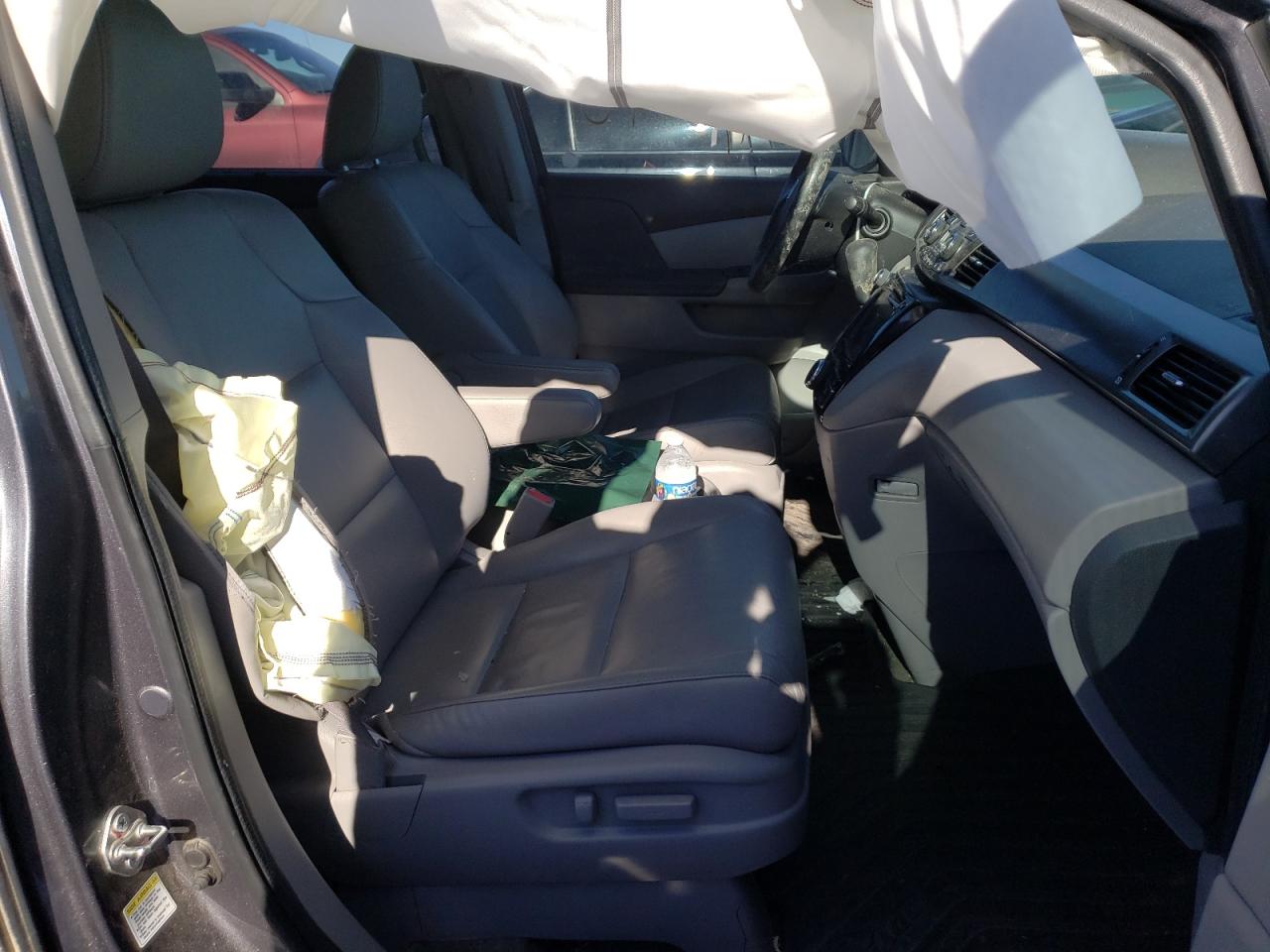 Photo 5 from auction – 2015 HONDA ODYSSEY EX with VIN 5FNRL5H66FB005945