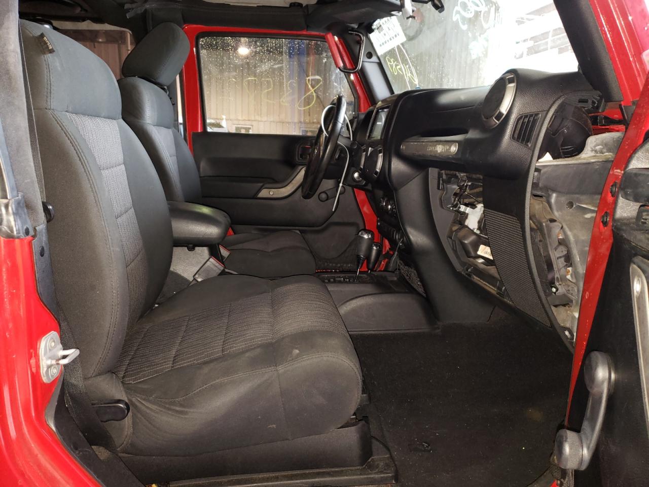 Photo 5 from auction – 2011 JEEP WRANGLER S with VIN 1J4GA2D12BL641589