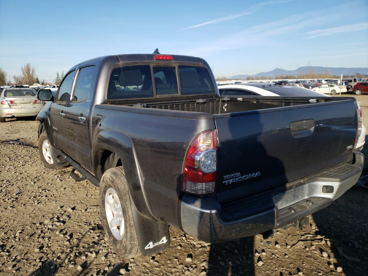 Photo 3 from auction – 2015 TOYOTA TACOMA DOU with VIN 5TFLU4EN1FX125618