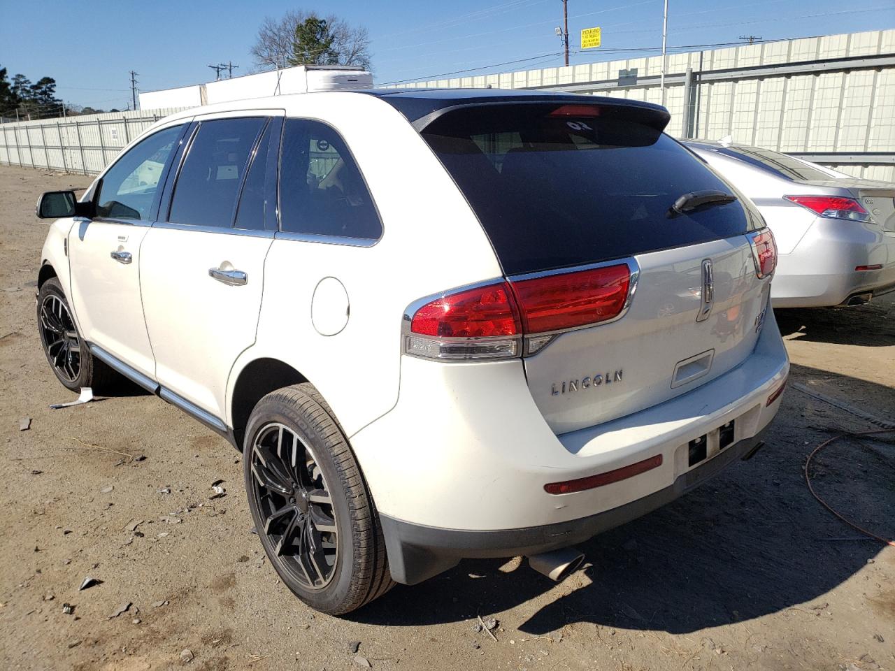 Photo 3 from auction – 2012 LINCOLN MKX with VIN 2LMDJ8JK8CBL01485