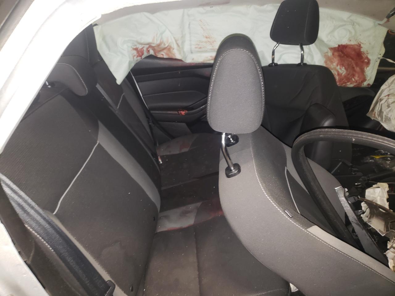 Photo 6 from auction – 2012 FORD FOCUS SE with VIN 1FAHP3F23CL217740