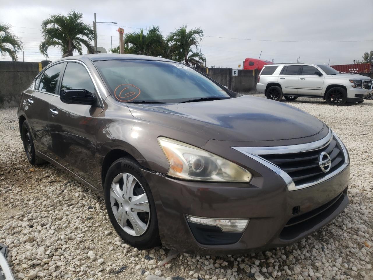 NISSAN ALTIMA 2.5 2014 with VIN 1N4AL3AP7EN213035 - Photo from auction