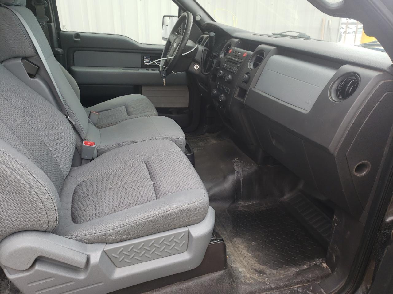 Photo 5 from auction – 2013 FORD F150 SUPER with VIN 1FTFX1CF5DKF96289
