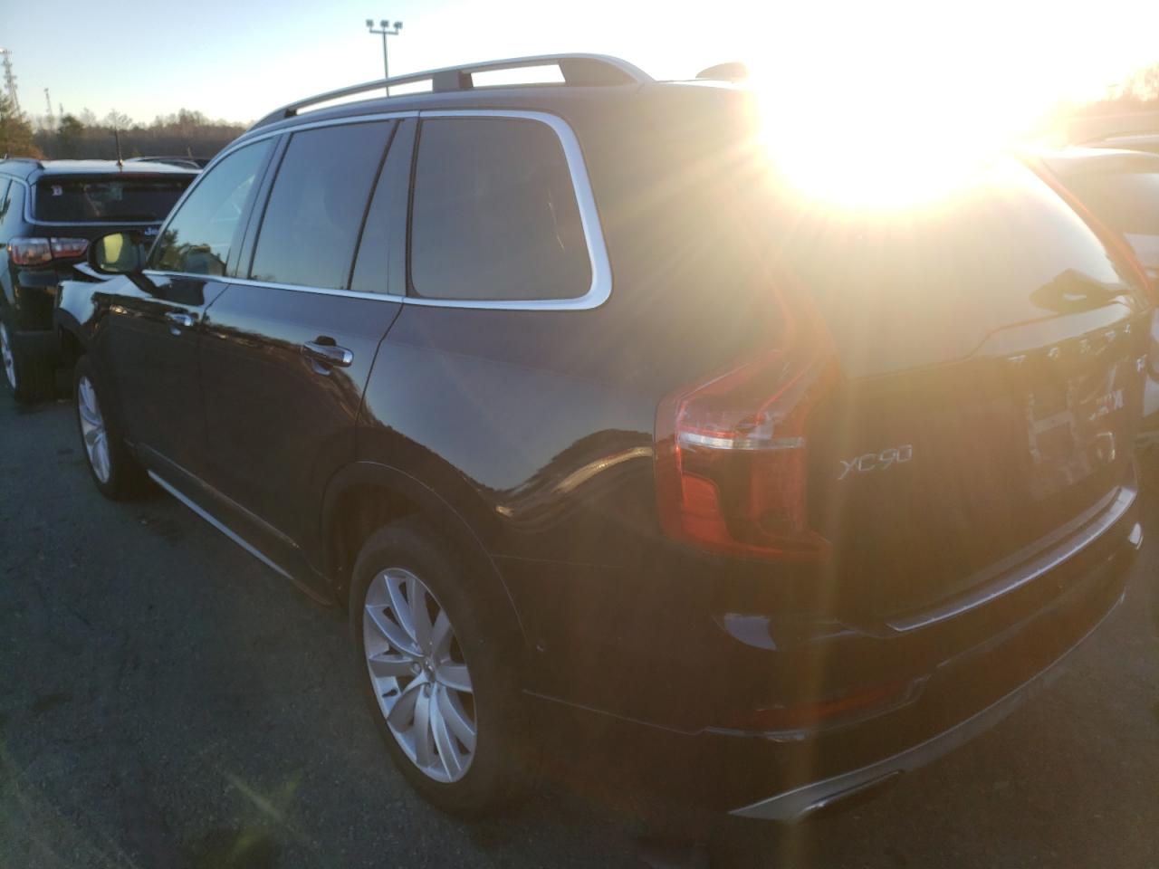 Photo 3 from auction – 2016 VOLVO XC90 T6 with VIN YV4A22PK7G1069335