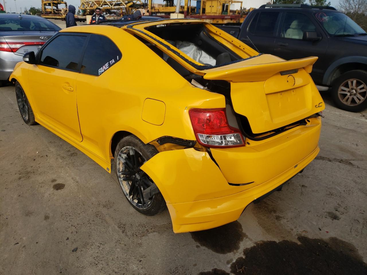 Photo 3 from auction – 2012 TOYOTA SCION TC with VIN JTKJF5C79C3029047