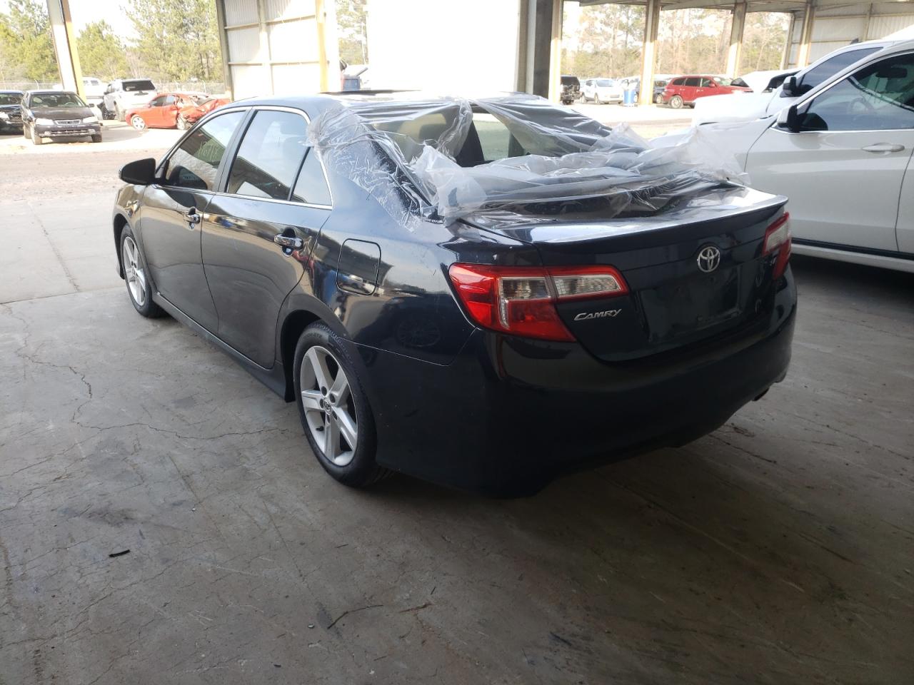 Photo 3 from auction – 2014 TOYOTA CAMRY L with VIN 4T1BF1FKXEU744173