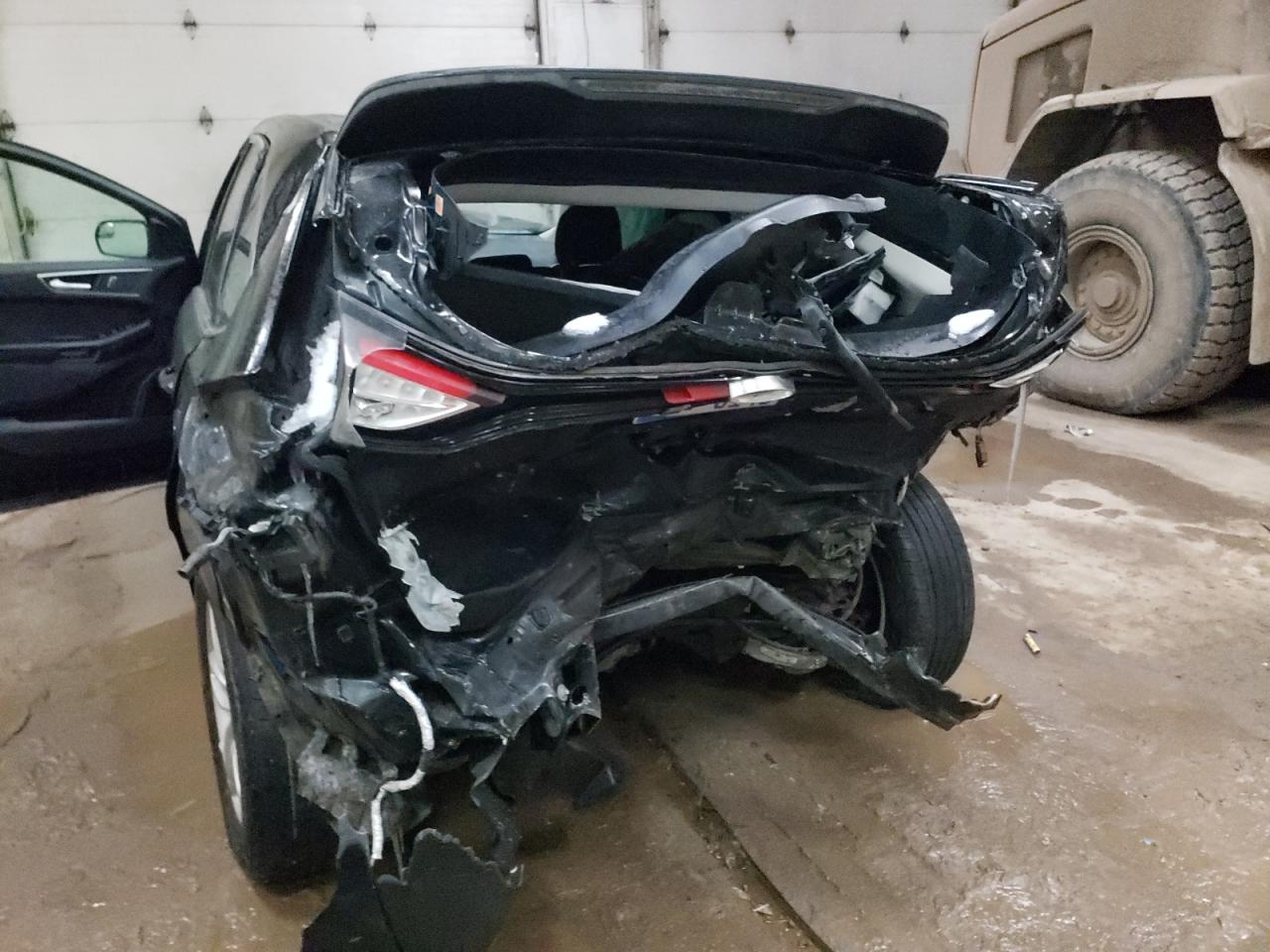Photo 9 from auction – 2017 FORD EDGE SEL with VIN 2FMPK4J92HBB33698