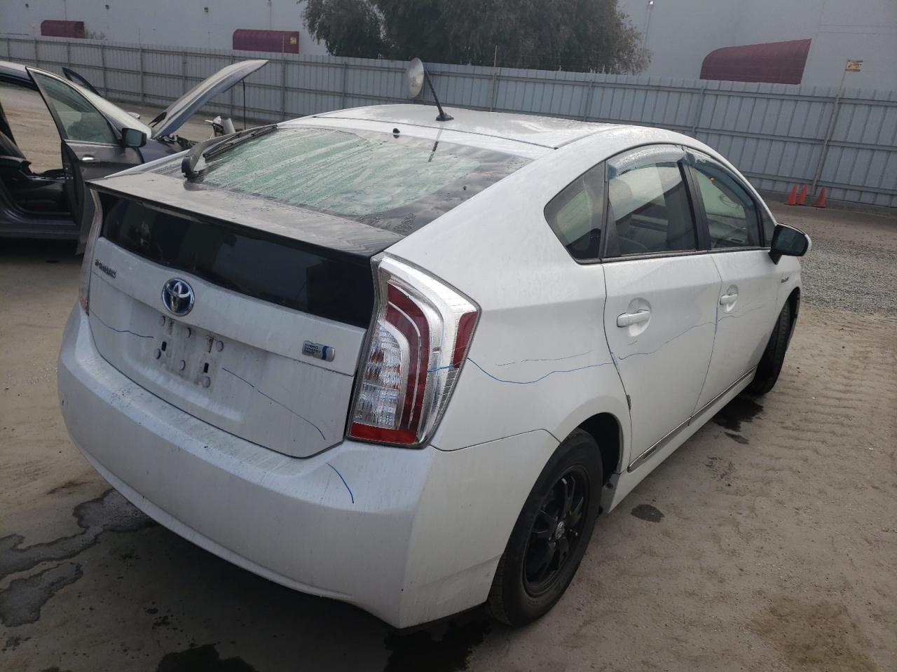 Photo 4 from auction – 2013 TOYOTA PRIUS with VIN JTDKN3DU4D5650709