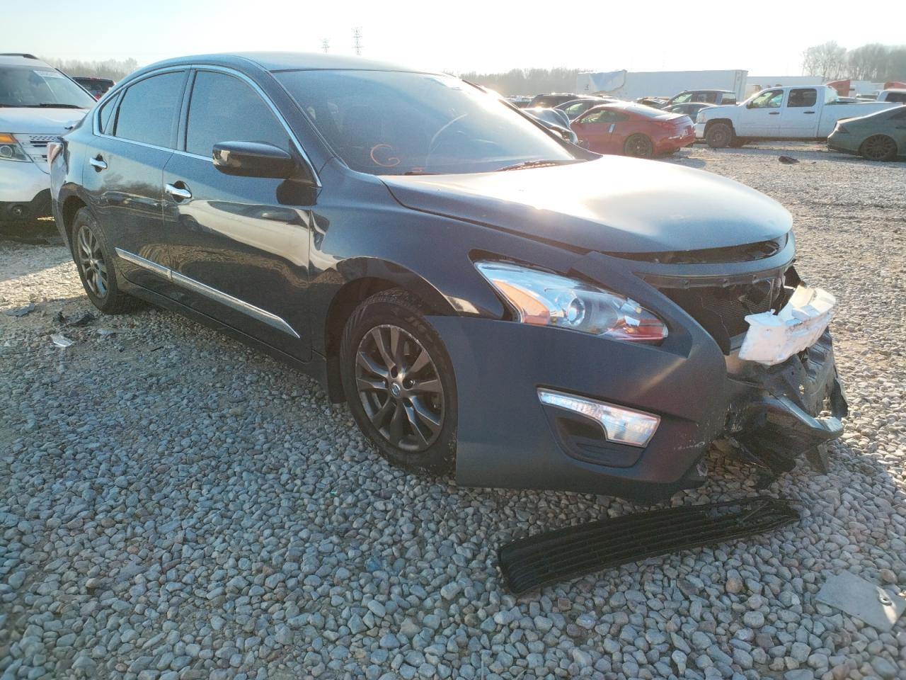 NISSAN ALTIMA 2.5 2015 with VIN 1N4AL3APXFC184563 - Photo from auction
