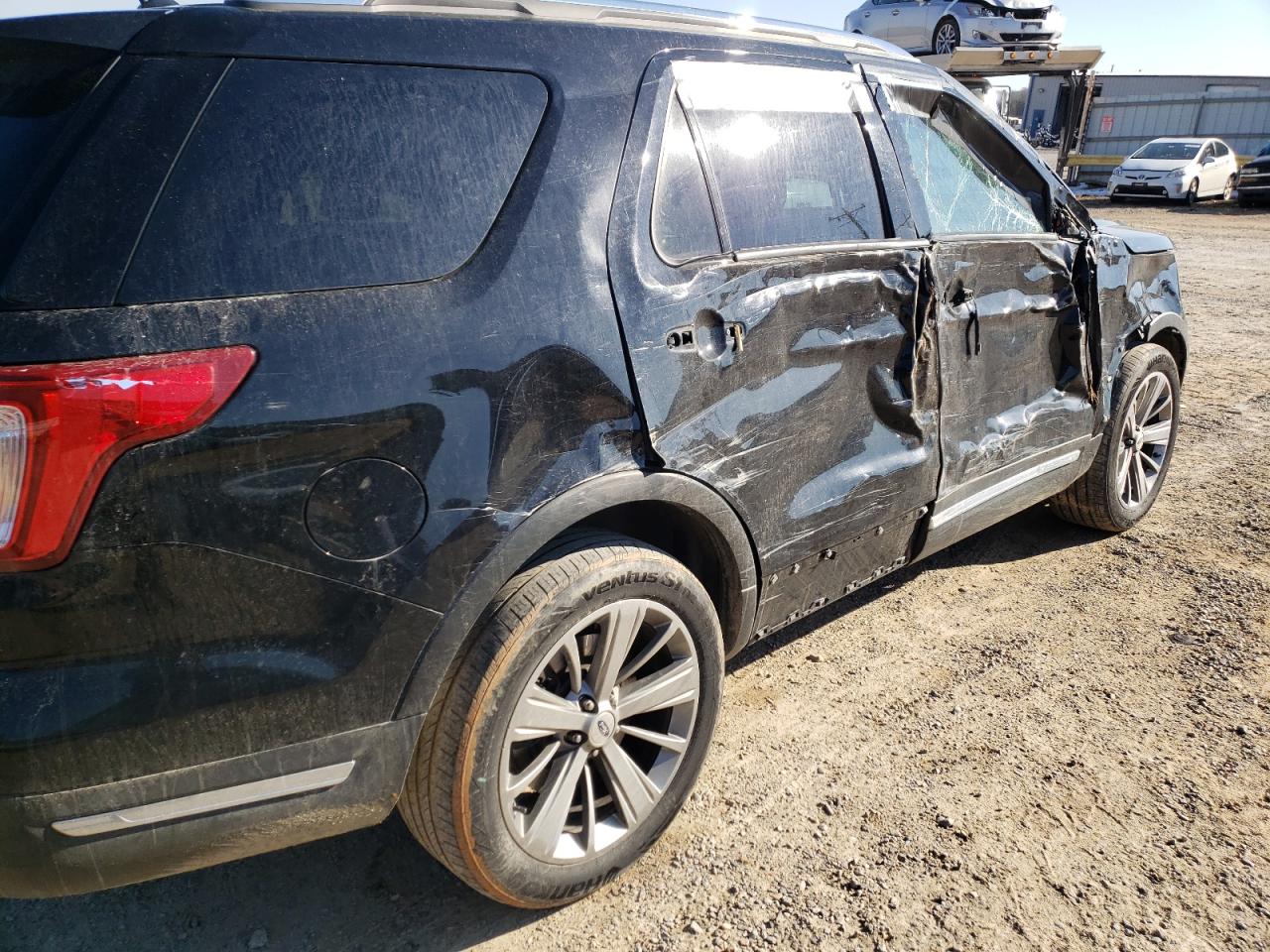 Photo 9 from auction – 2018 FORD EXPLORER L with VIN 1FM5K8FH7JGC23975
