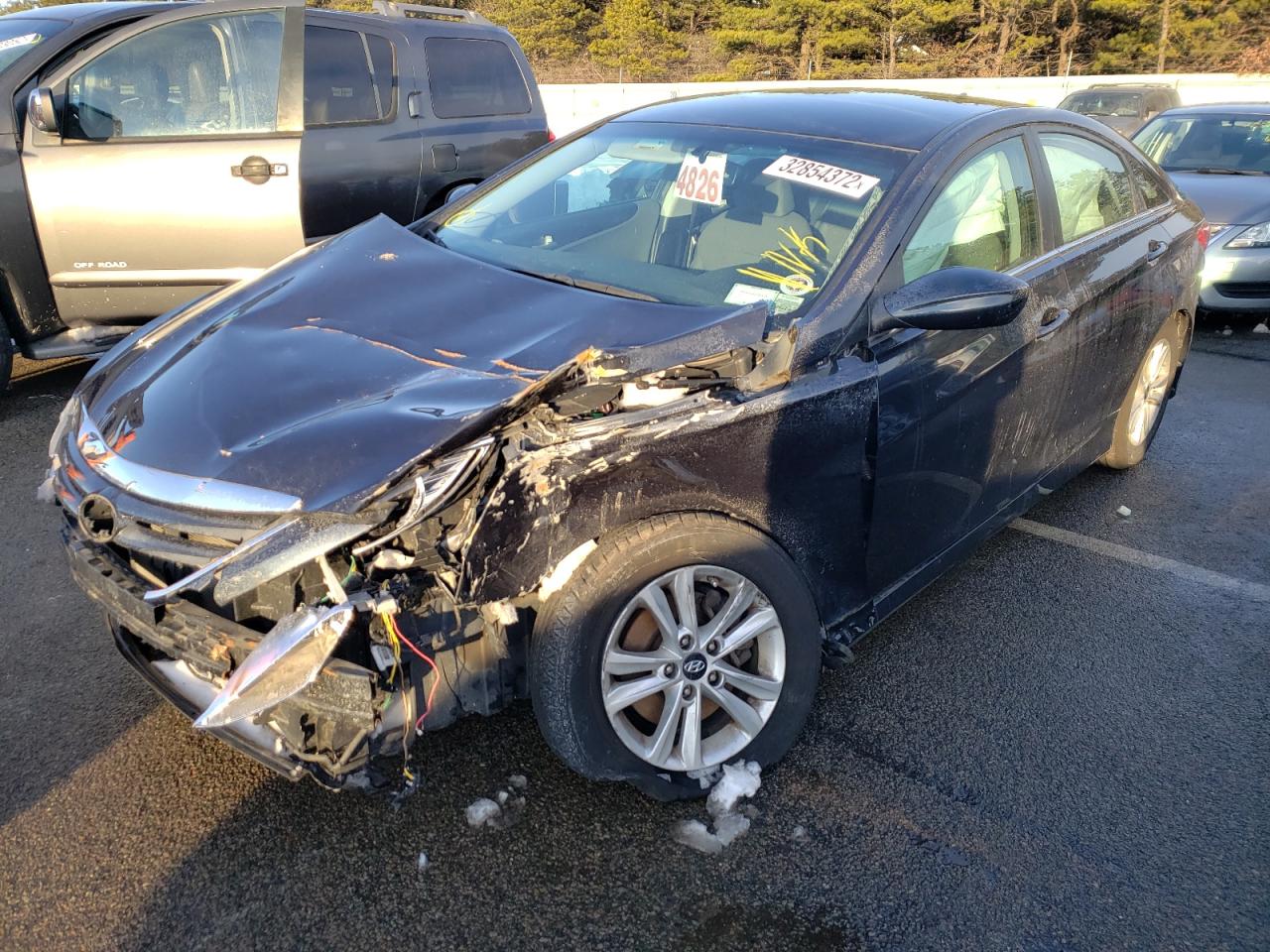 Photo 2 from auction – 2014 HYUNDAI SONATA GLS with VIN 5NPEB4AC4EH873180