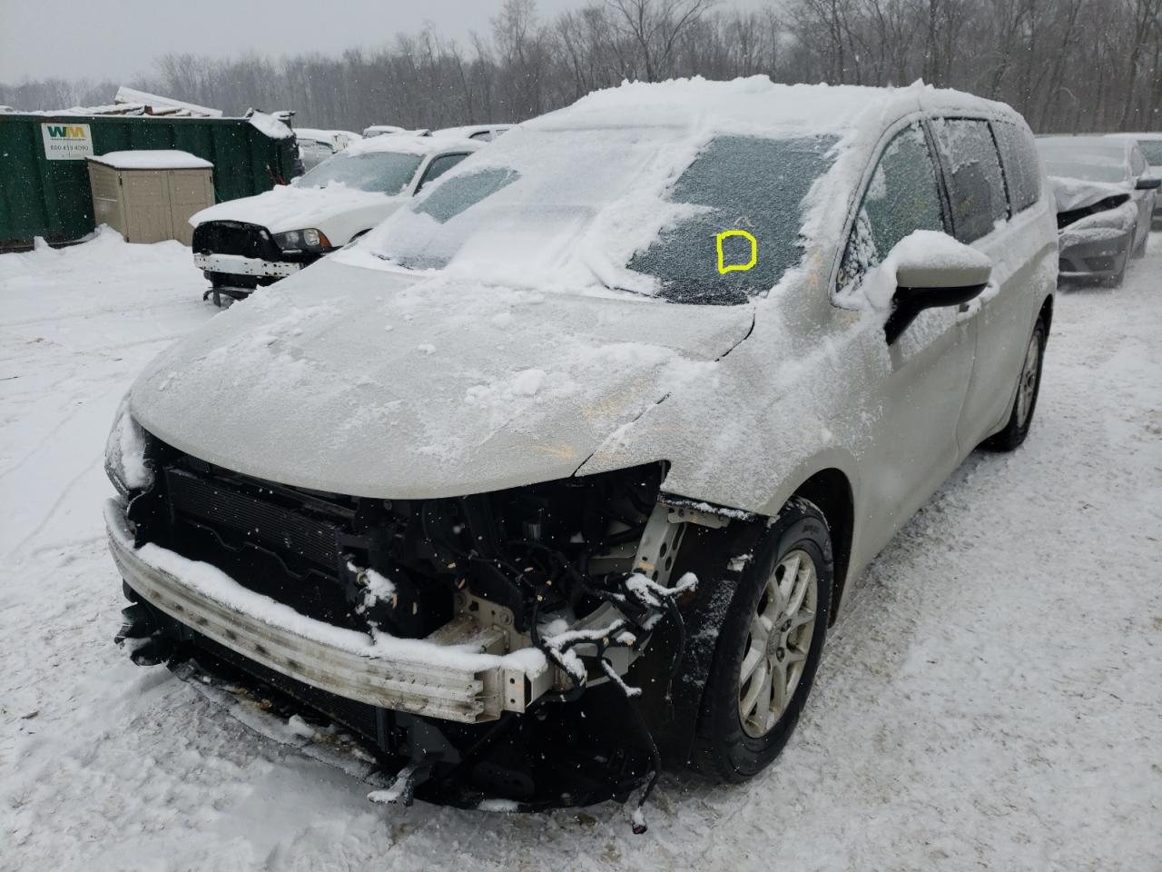 Photo 2 from auction – 2017 CHRYSLER PACIFICA T with VIN 2C4RC1DG3HR623416