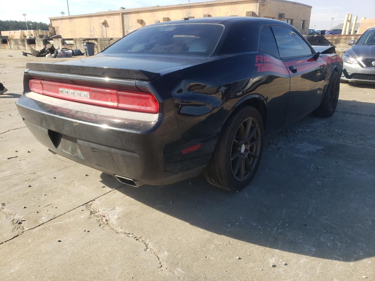 Photo 4 from auction – 2011 DODGE CHALLENGER with VIN 2B3CJ5DT6BH604969