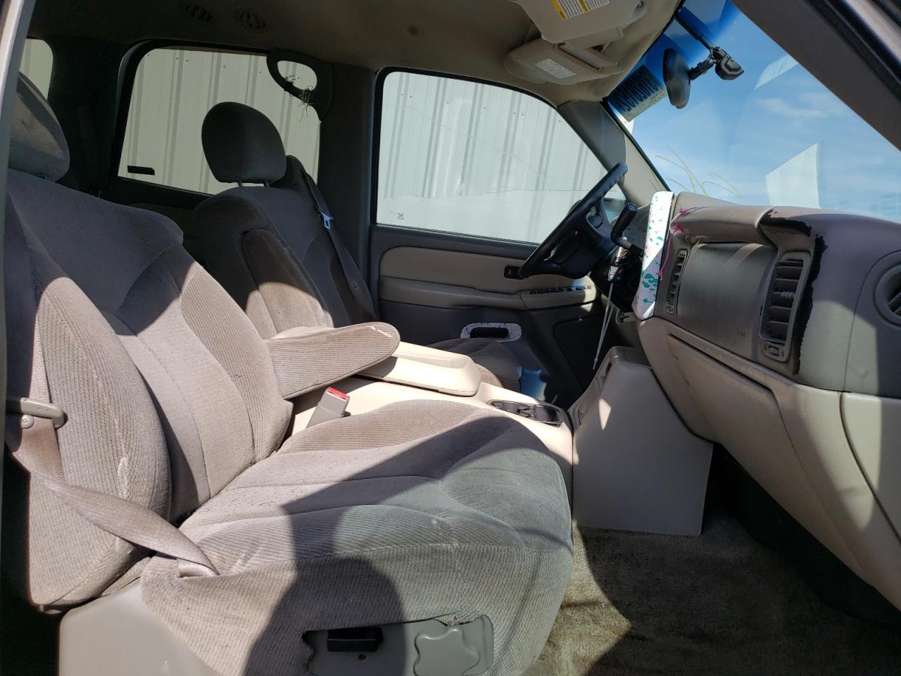Photo 5 from auction – 2002 GMC YUKON with VIN 1GKEC13Z62J174590